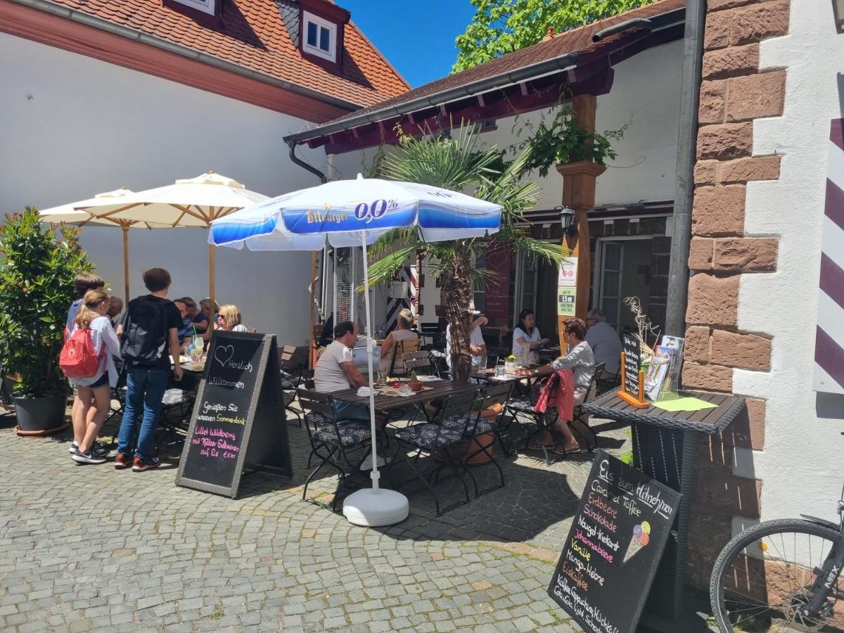 Hotel Landgasthaus Zum Engel Neuleiningen Exterior foto